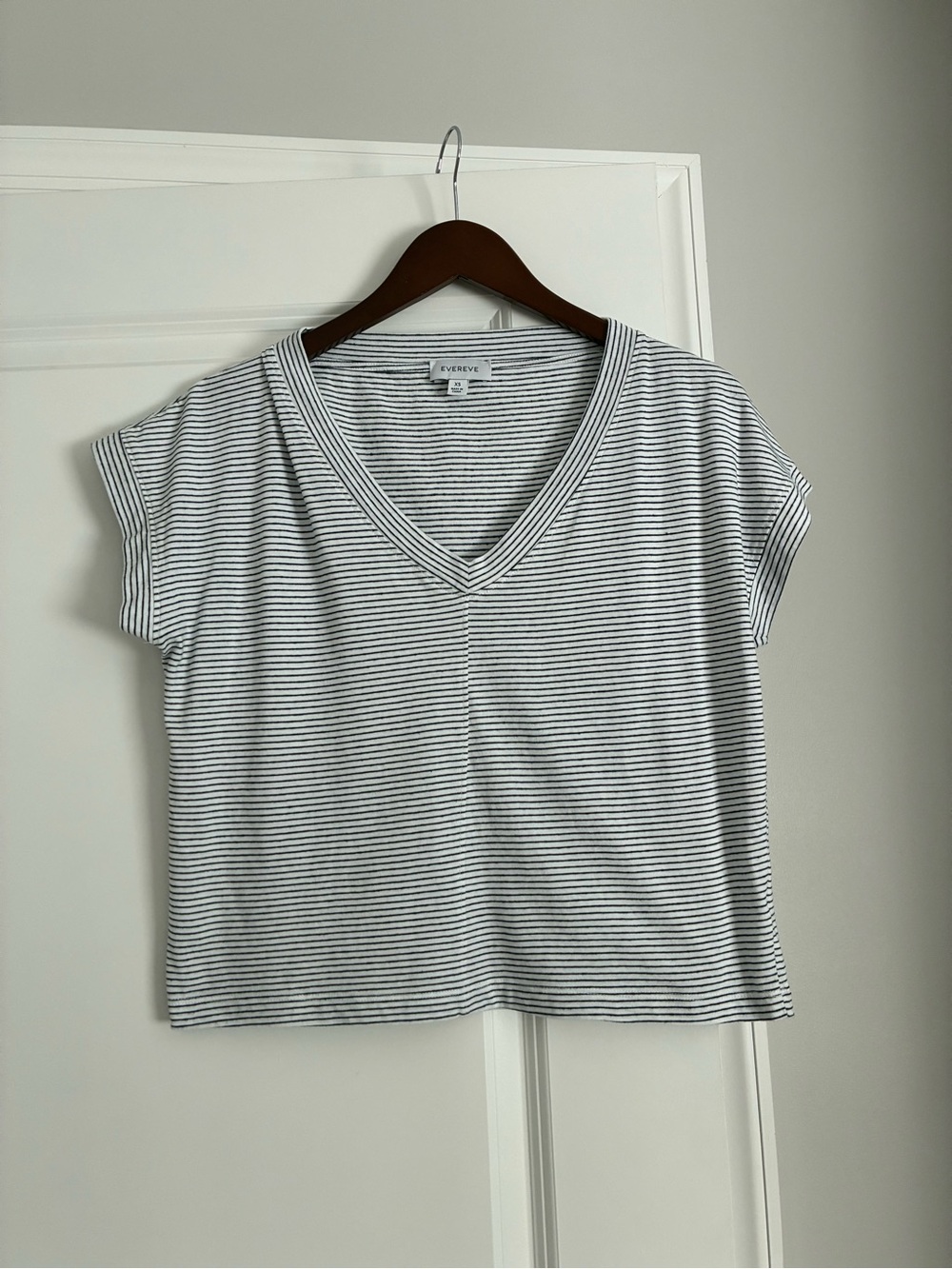 Evereve White w/Black Stripes Cap Sleeves Tee